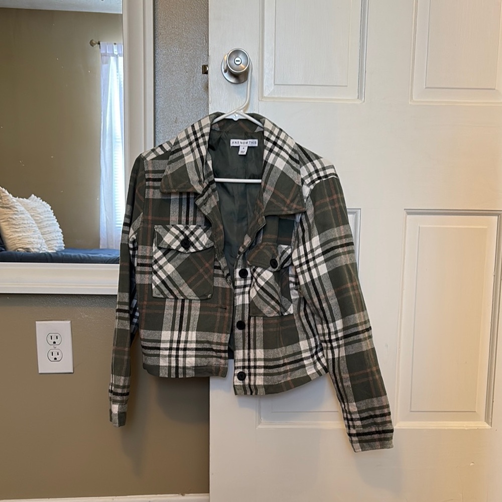 Now Wear This Women's Jacket in Green, Black, and White…Worn Twice